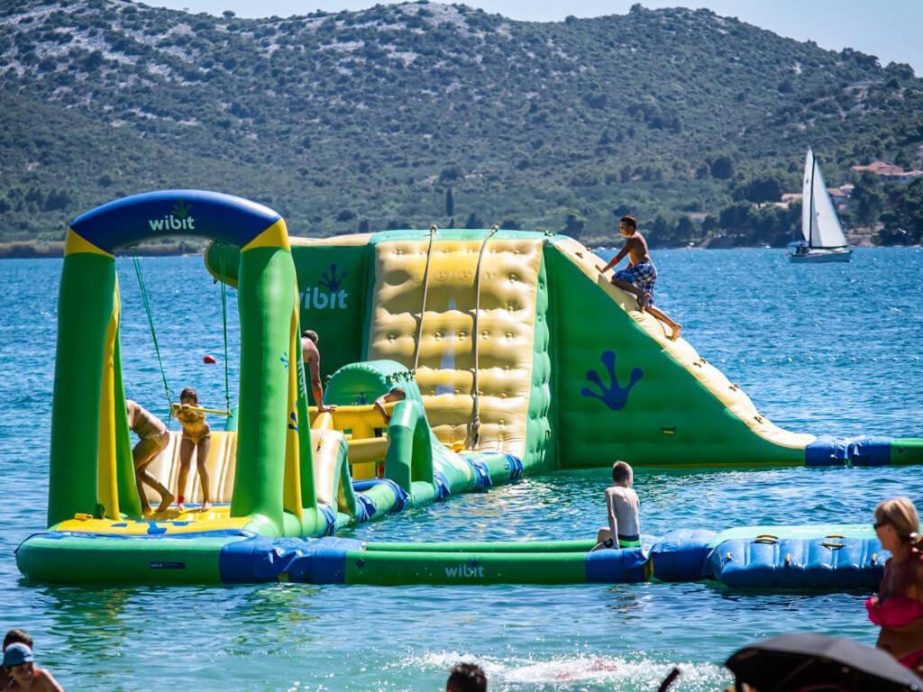 Mobile Home Cicibela Biograd Na Moru Bagian luar foto